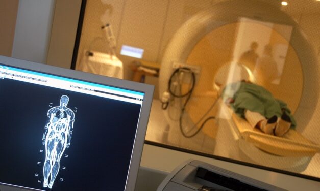 AI to Enhance Diagnostic Accuracy through Advanced Imaging